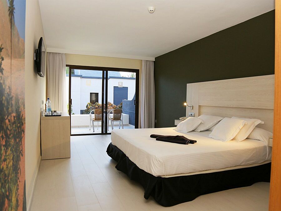 R2 Romantic Fantasia Suites & Dreams - Adults Only Tarajalejo Luaran gambar